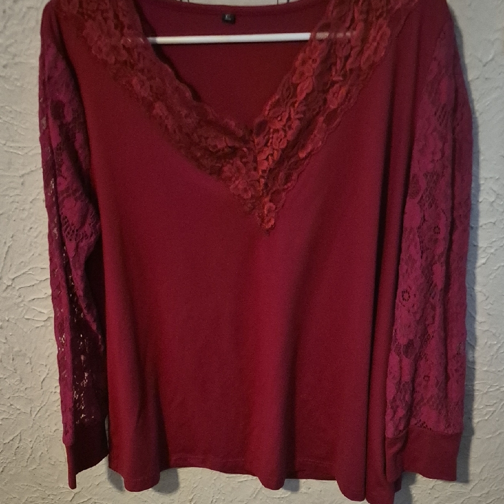 Elegant Lace Trim Burgundy Top